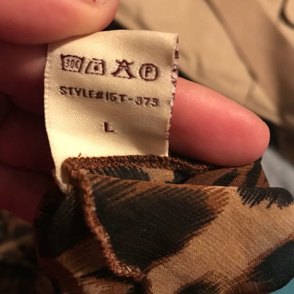 🌹Just in - Forever 21 Leopard print top, L - Picture 7 of 8